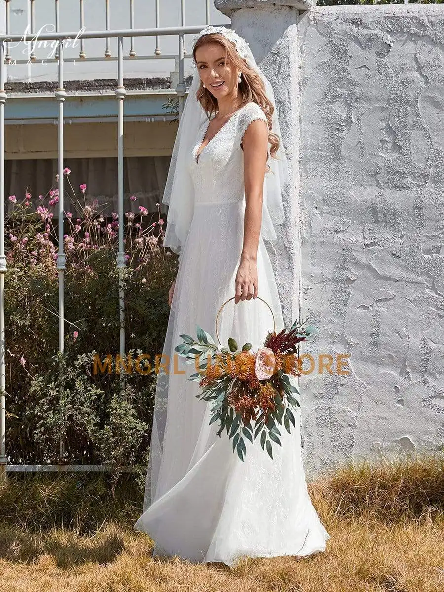 MNGRL Simple White Wedding Gown Floor-Length Chiffon 3D Flower V-neck Short Sleeve Plus Size Bridal Dresses 2021
MNGRL Simple White Wedding Gown Floor-Length Chiffon 3D Flower V-neck Short Sleeve Plus Size Bridal Dresses 2021
