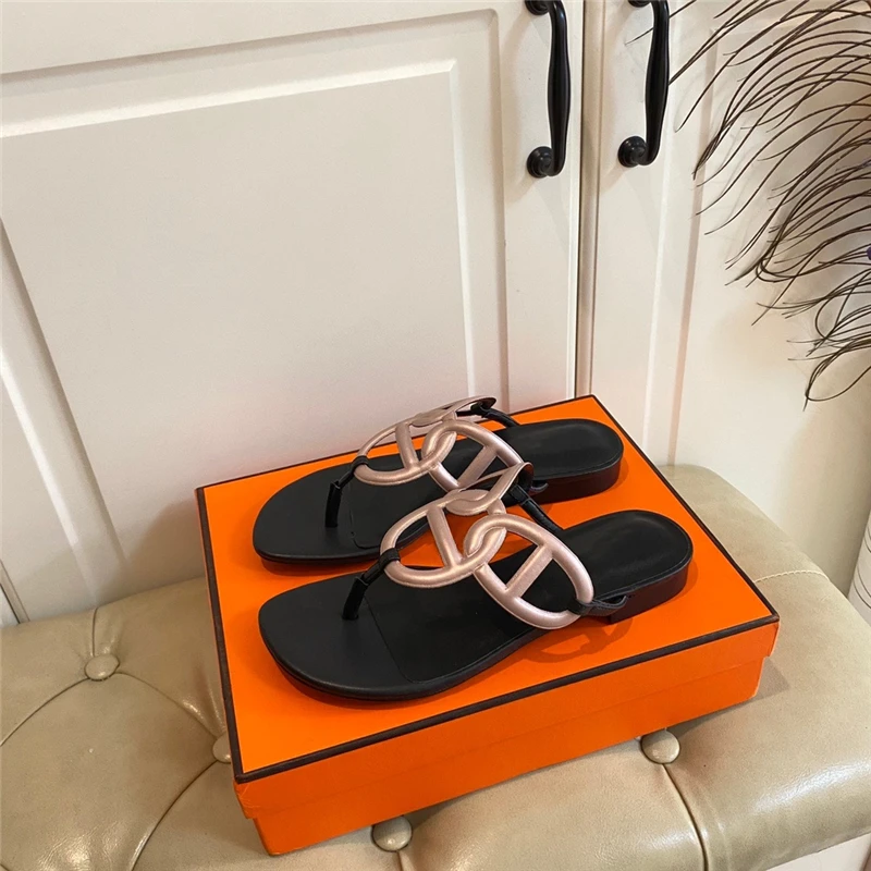 Woman Outdoor Slippers Luxury Designer Brand Ladies Shoes Flat Sandals Genuine Leather Top Quality New Fashion Zapatos De Mujer
Woman Outdoor Slippers Luxury Designer Brand Ladies Shoes Flat Sandals Genuine Leather Top Quality New Fashion Zapatos De Mujer