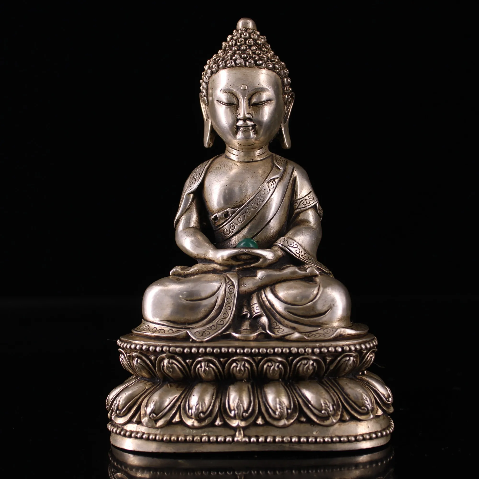 Tibetan monastery collection of pure copper gilt silver inlaid gemstones of infinite life Buddha prince Buddha Sakyamuni statue
Tibetan monastery collection of pure copper gilt silver inlaid gemstones of infinite life Buddha prince Buddha Sakyamuni statue