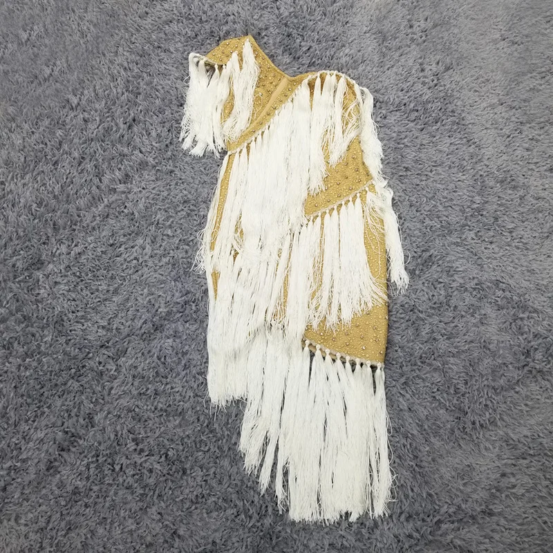 2019 New Women white tassel one - shoulder off shoulder elebrity evening party bodycon bandage dresses wholesale 
2019 New Women white tassel one - shoulder off shoulder elebrity evening party bodycon bandage dresses wholesale