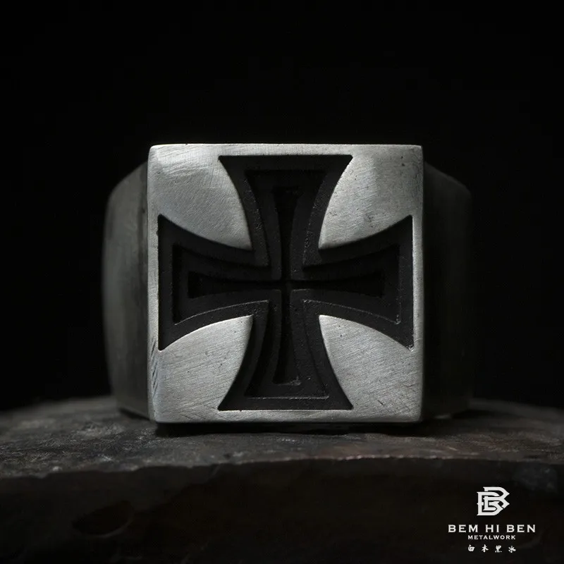 BEM HI BEN men'swomenкольцо с железным крестом 925 пробы серебряный оригинальный дизайн ручной работы Темный Панк Байкер индивидуальная гравировка 
BEM HI BEN men'swomenкольцо с железным крестом 925 пробы серебряный оригинальный дизайн ручной работы Темный Панк Байкер индивидуальная гравировка