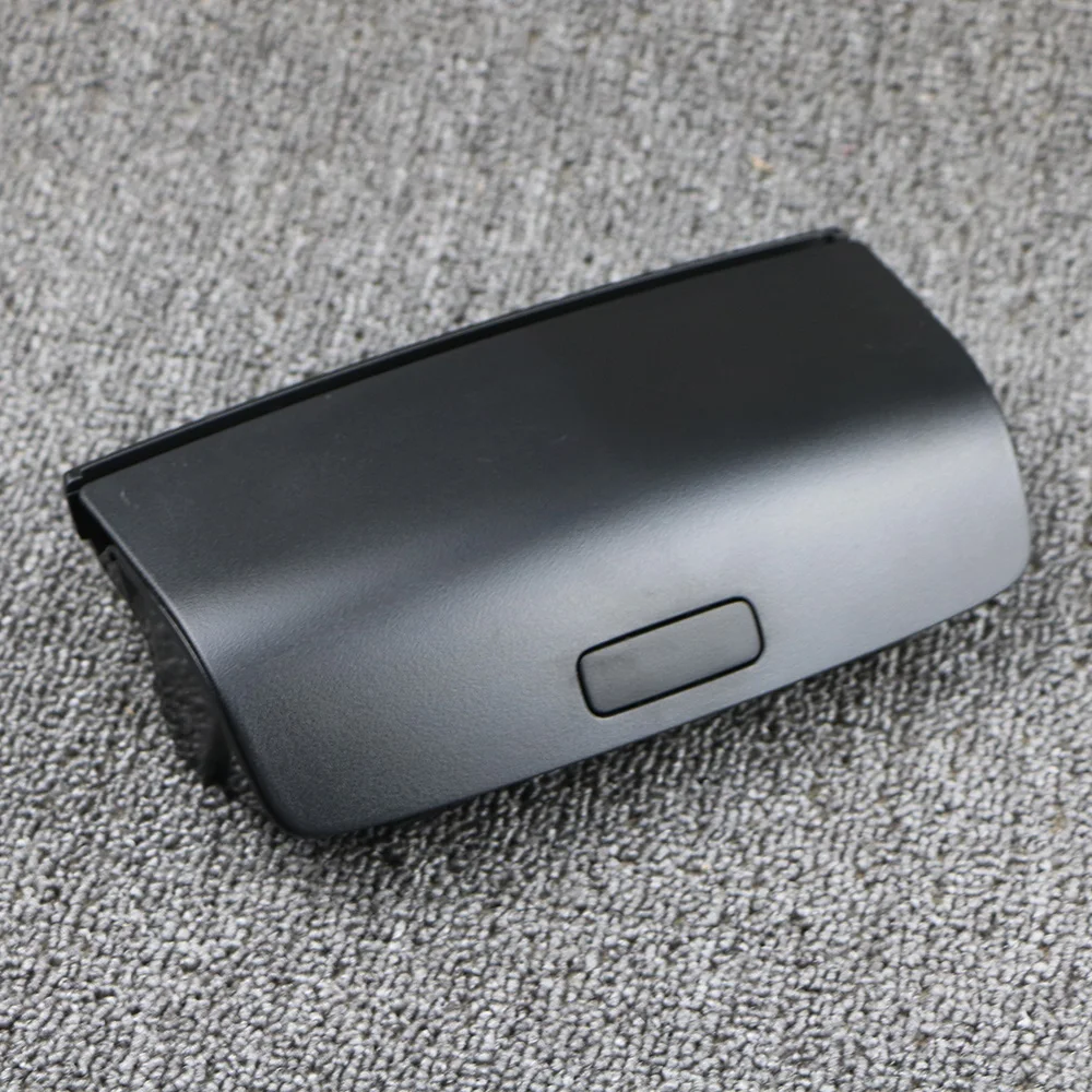 1K0 868 837 Black Sunglasses Box Case Car Glasses Storage Box Case Holder For VW Golf MK5 MK6 Tiguan Jetta MK5 Passat B6 CC
1K0 868 837 Black Sunglasses Box Case Car Glasses Storage Box Case Holder For VW Golf MK5 MK6 Tiguan Jetta MK5 Passat B6 CC