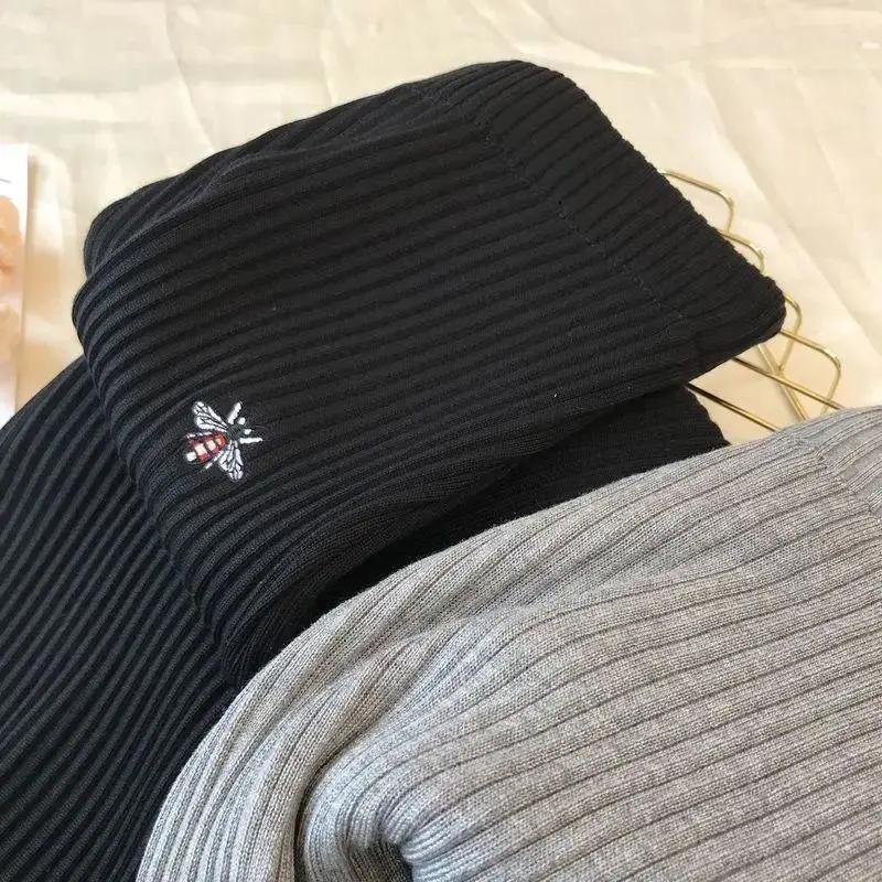 Korean version 2021 spring and autumn new loose legged and thin knitted Capris for women
Korean version 2021 spring and autumn new loose legged and thin knitted Capris for women