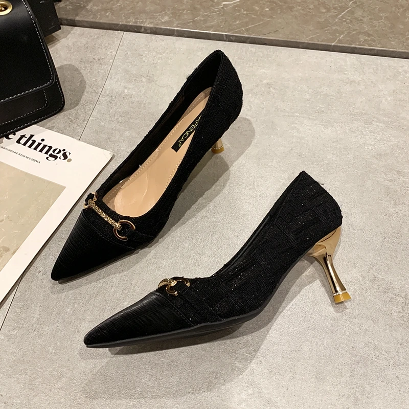 ELLALEE High Heel Shoes Women Thin Heel Pointed Toe Mature Sexy Famale Slip-On Metal Decoration Crystal Bling Spring Shoes
ELLALEE High Heel Shoes Women Thin Heel Pointed Toe Mature Sexy Famale Slip-On Metal Decoration Crystal Bling Spring Shoes