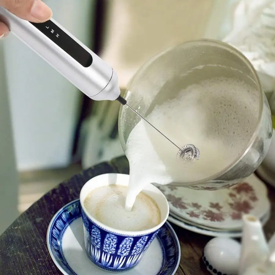 Handheld Electric USB Charging Eggbeater Milk Frother Mixer Foamer Blender Kitchen Utensil Household Use
Handheld Electric USB Charging Eggbeater Milk Frother Mixer Foamer Blender Kitchen Utensil Household Use