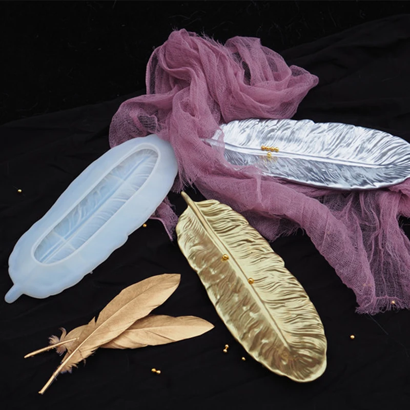 DIY Crystal Epoxy Mold Feather Wing Silicone Tray Ab Glue European-style Dish Plate Silicone Mold
DIY Crystal Epoxy Mold Feather Wing Silicone Tray Ab Glue European-style Dish Plate Silicone Mold