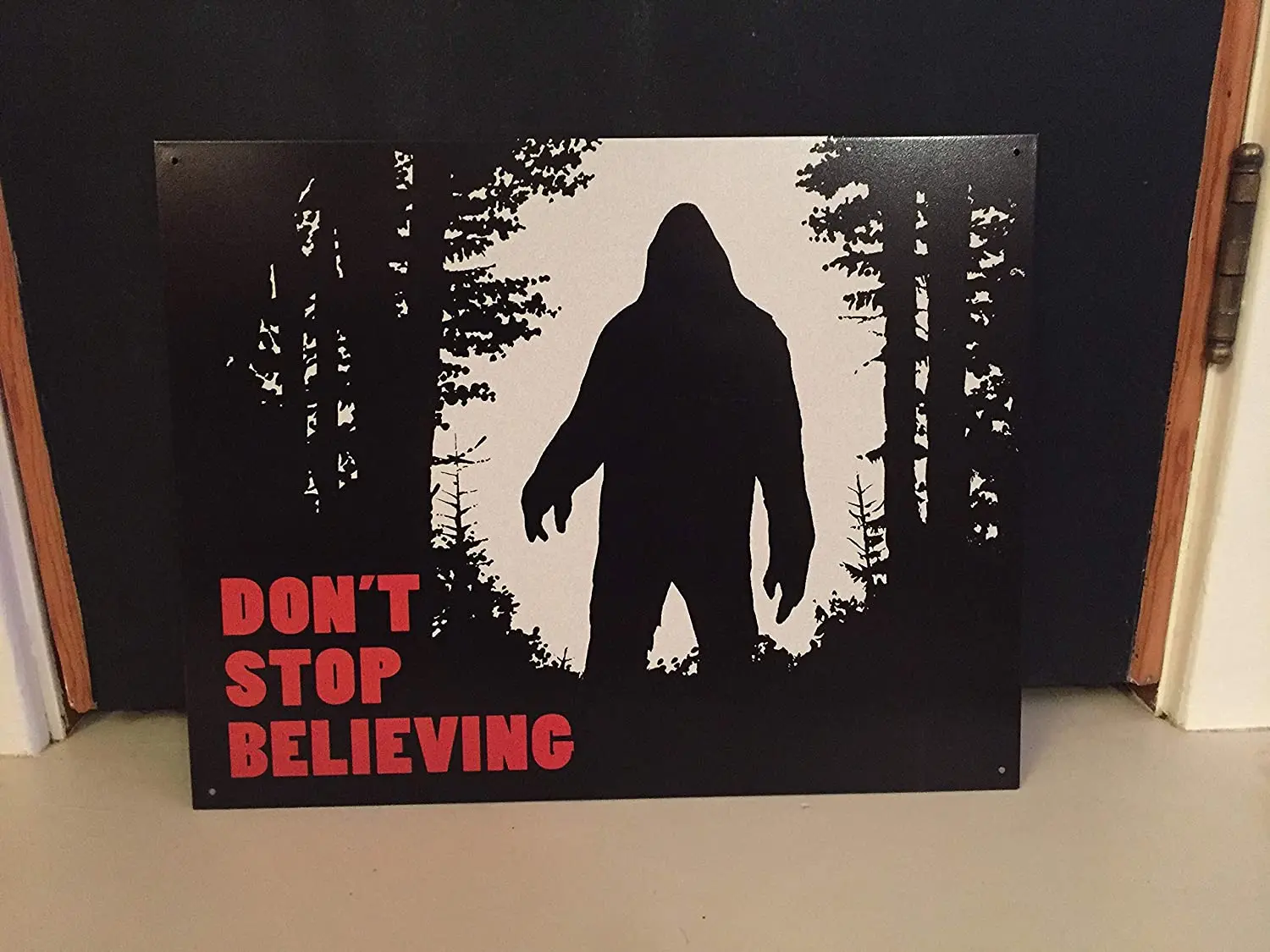 Diuangfoong Don’t Stop Believing Vintage Reproduction Metal Sign 12" x 8"
Diuangfoong Don’t Stop Believing Vintage Reproduction Metal Sign 12" x 8"