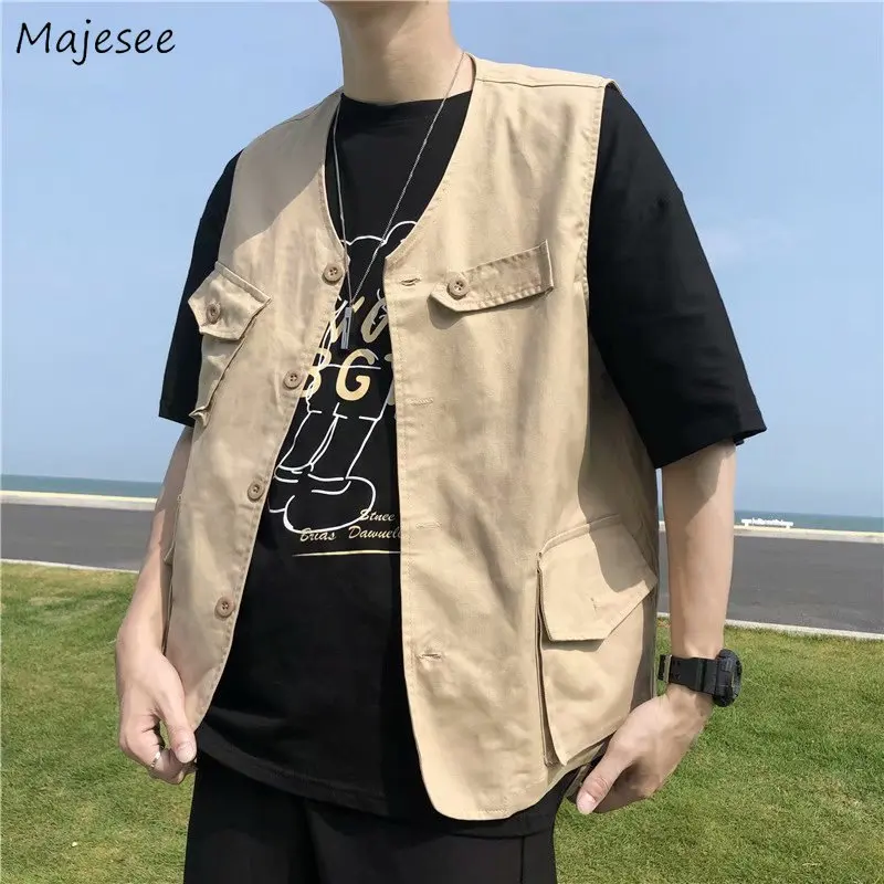 Vests Men Asymmetric Multi Pockets Single Breasted Sleeveless Retro Gothic Solid Males Cargo Tops High Street Plus Size S-3XL
Vests Men Asymmetric Multi Pockets Single Breasted Sleeveless Retro Gothic Solid Males Cargo Tops High Street Plus Size S-3XL