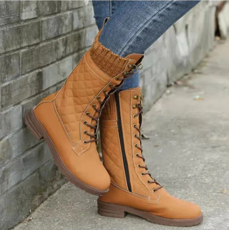 2021 New Women Big Size Winter Snow Boots Dark Colour Warm Fur Insole Non-slip Outsole Zipper Upper Lace Up Botas De Mujer
2021 New Women Big Size Winter Snow Boots Dark Colour Warm Fur Insole Non-slip Outsole Zipper Upper Lace Up Botas De Mujer