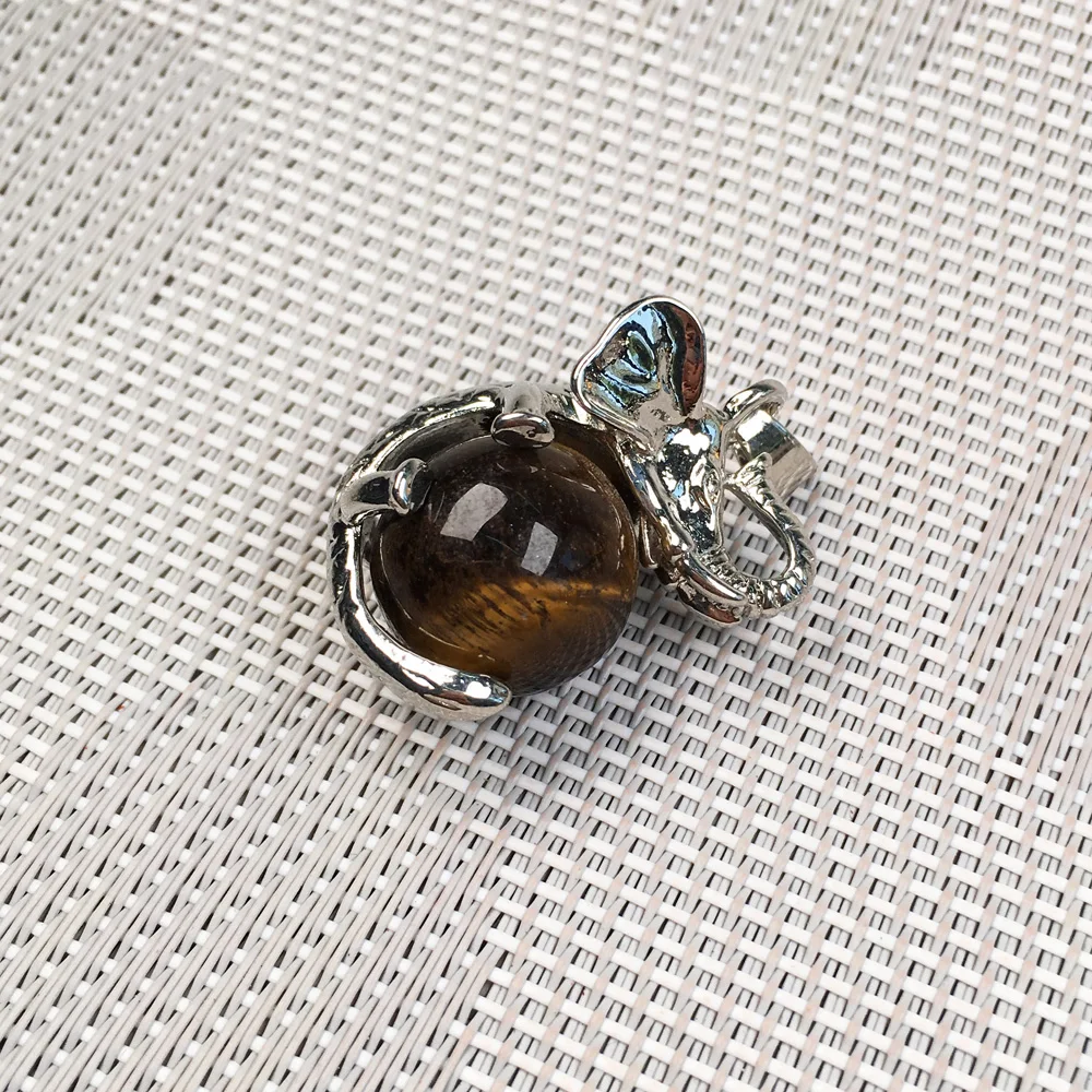 2020 Natural Stones exquisite Pendant Animal Round Stone Beads Pendants Making DIY for Jewelry Necklaces Accessories
2020 Natural Stones exquisite Pendant Animal Round Stone Beads Pendants Making DIY for Jewelry Necklaces Accessories