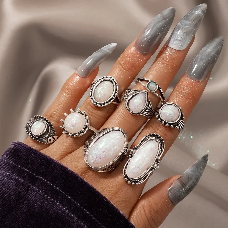 2021 Retro Rings Trend Geometric Round Oval Imitation Opal Stone 8 Piece/set Ring Joint Ring Wholesale Jewelry Bague Femme
2021 Retro Rings Trend Geometric Round Oval Imitation Opal Stone 8 Piece/set Ring Joint Ring Wholesale Jewelry Bague Femme