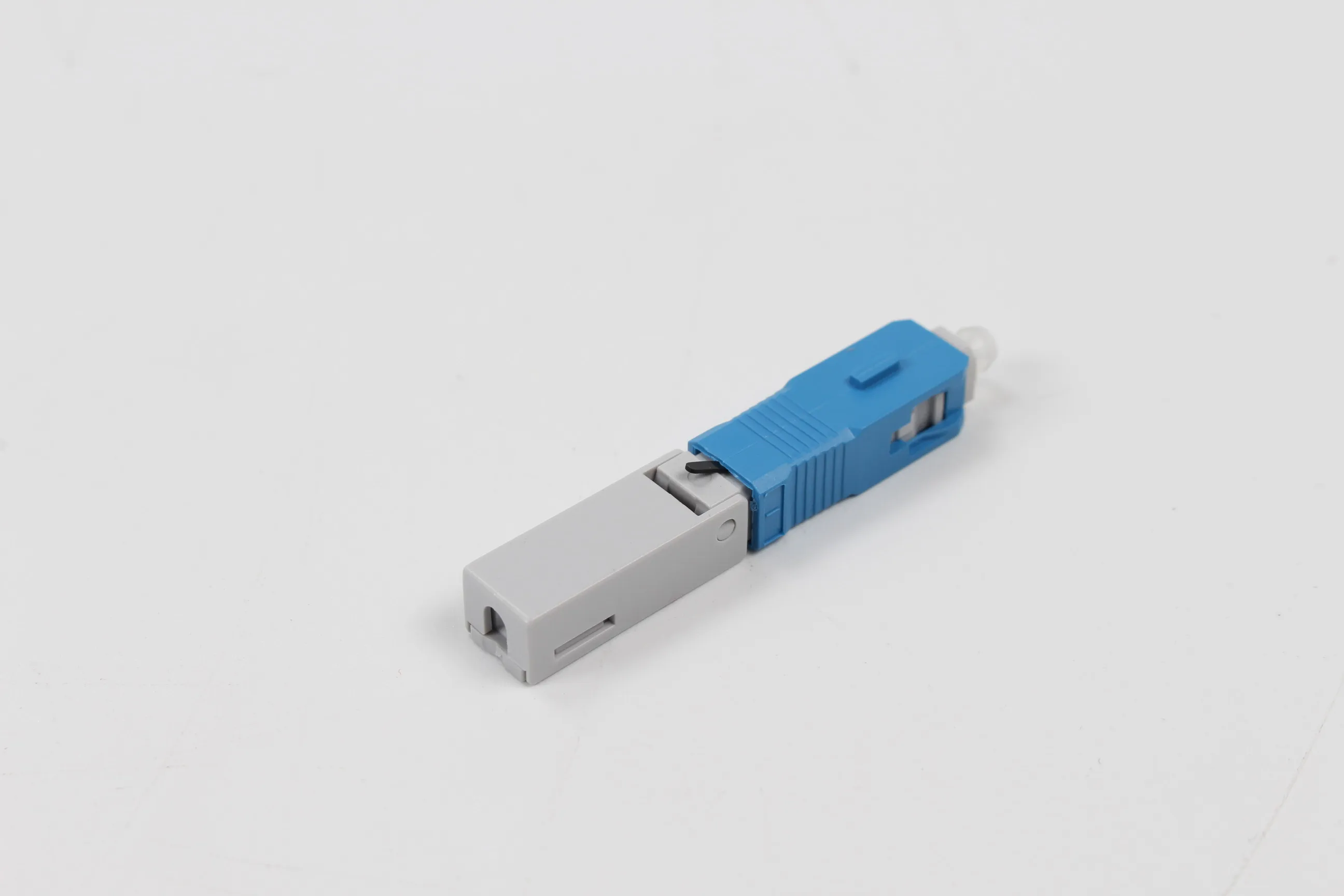 Fiber Optic SC/UPC Model 2307 Type Connector/FTTH Fast Connector Better quality 0.3dB SC UPC
Fiber Optic SC/UPC Model 2307 Type Connector/FTTH Fast Connector Better quality 0.3dB SC UPC