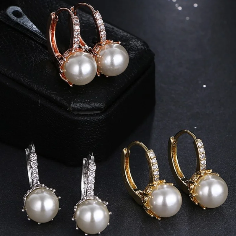 AMC Vintage High-quality Sweet Big Pearl Hoop Earrings Female Drop Earring Dinner Party Wearing Jewelry Gift for Women
AMC Vintage High-quality Sweet Big Pearl Hoop Earrings Female Drop Earring Dinner Party Wearing Jewelry Gift for Women