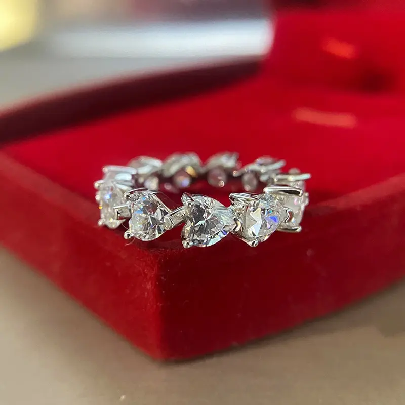 Jazaz Fine 100% 925 Sterling Silver Heart Cut Created Moissanite Gemstone Diamonds Wedding Anniversary Engagement Ring B0826
Jazaz Fine 100% 925 Sterling Silver Heart Cut Created Moissanite Gemstone Diamonds Wedding Anniversary Engagement Ring B0826
