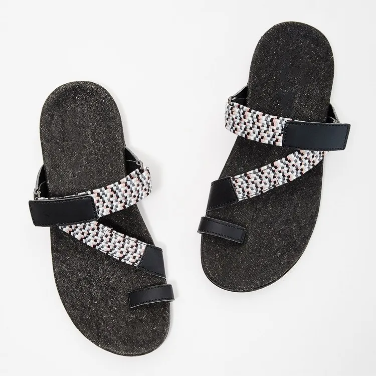 Summer Sandals Women Sandals Slip on Summer Shoes for Women Women Flat Sandalias Mujer Soft Women Flip Flop Beach Fashion Weave
Summer Sandals Women Sandals Slip on Summer Shoes for Women Women Flat Sandalias Mujer Soft Women Flip Flop Beach Fashion Weave