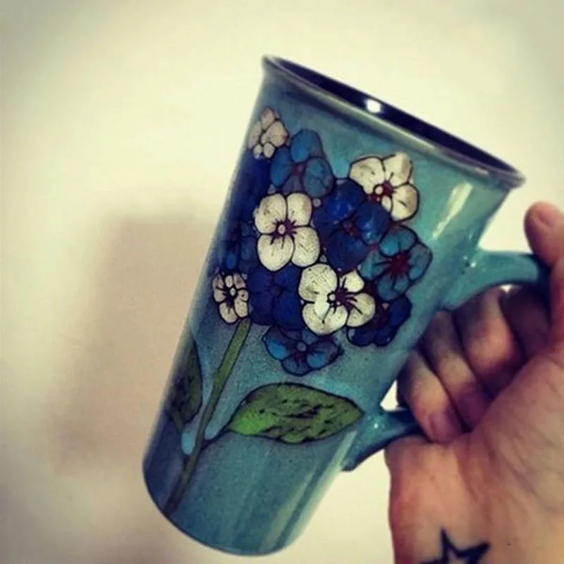 500ML American retro-Style Large-Capacity Ceramic Mug Simple Couple Mug Large Nordic Retro Coffee Cup Floral Cup with Lid cover
500ML American retro-Style Large-Capacity Ceramic Mug Simple Couple Mug Large Nordic Retro Coffee Cup Floral Cup with Lid cover