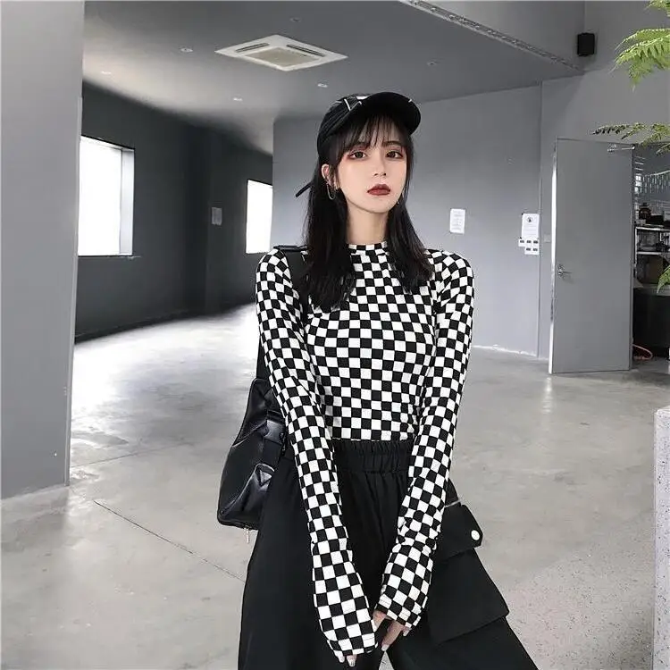 Long sleeve T-shirt for women in spring and Autumn 
Long sleeve T-shirt for women in spring and Autumn