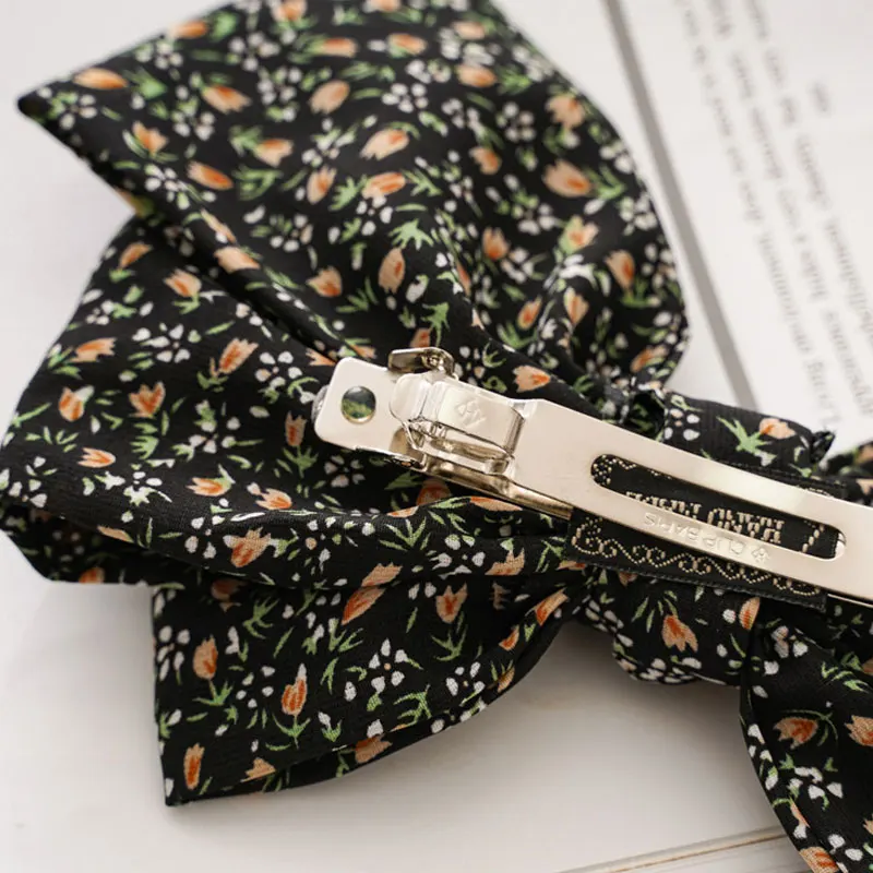 large bowknots hairpins vintage floral print hairgrip women fashion hair bow clips hair accessories girls high quality headwear
large bowknots hairpins vintage floral print hairgrip women fashion hair bow clips hair accessories girls high quality headwear