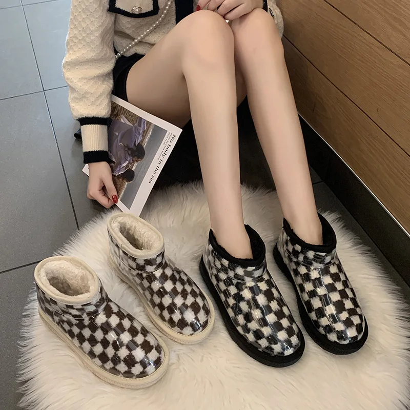 Зимние женские ботинки для отдыха с бархатной подкладкой, теплые хлопковые ботинки, меховые слитные короткие ботинки, ботинки для снежной п...
Зимние женские ботинки для отдыха с бархатной подкладкой, теплые хлопковые ботинки, меховые слитные короткие ботинки, ботинки для снежной п...