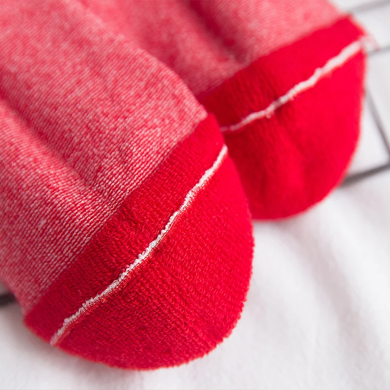 New fashion women's socks in winter Towel socks Sports socks Leisure floor socks Super strong sweat absorption Free Delivery
New fashion women's socks in winter Towel socks Sports socks Leisure floor socks Super strong sweat absorption Free Delivery