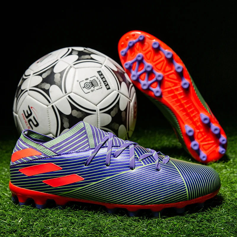 Fashion Popular Men Women Low-top Long Spikes Soccer Shoes Outdoor Training Football Sports Boots Breathable Wearable Sneakers
Fashion Popular Men Women Low-top Long Spikes Soccer Shoes Outdoor Training Football Sports Boots Breathable Wearable Sneakers