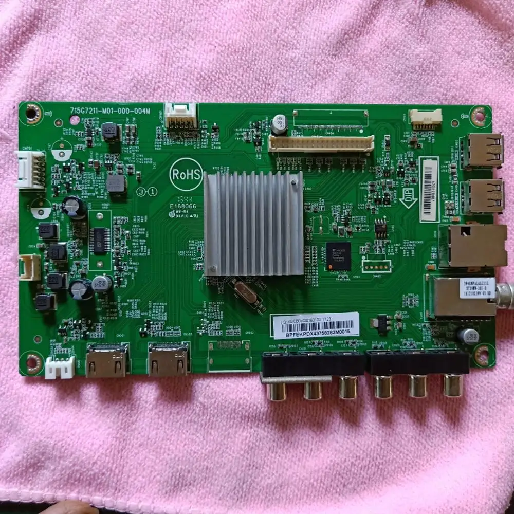 Original Crown Czech LD43V02S motherboard 715G7211-M01-000-004M with screen TPT430H3
Original Crown Czech LD43V02S motherboard 715G7211-M01-000-004M with screen TPT430H3