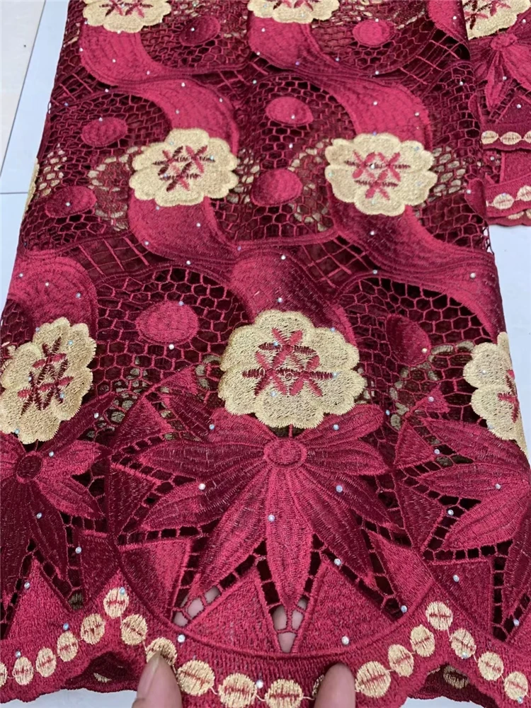 2021 Classic Guipure Lace Superior Quality African Eembroidery Cord Fabric with Stones for Nigerian Party Dress NN878_K
2021 Classic Guipure Lace Superior Quality African Eembroidery Cord Fabric with Stones for Nigerian Party Dress NN878_K