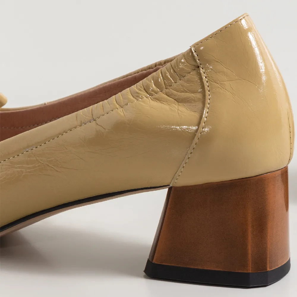Big size 34-42 women's genuine leather thick high heel square toe slip-on pumps OL style fringe chain fashion med heel shoes hot
Big size 34-42 women's genuine leather thick high heel square toe slip-on pumps OL style fringe chain fashion med heel shoes hot