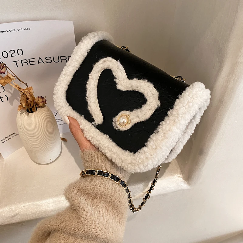 Winter Plush Luxury Handbags Women Bags Designer Soft Shoulder Bag Female Flap Crossbody Bags Sac Women Messenger Bag Girls New
Winter Plush Luxury Handbags Women Bags Designer Soft Shoulder Bag Female Flap Crossbody Bags Sac Women Messenger Bag Girls New