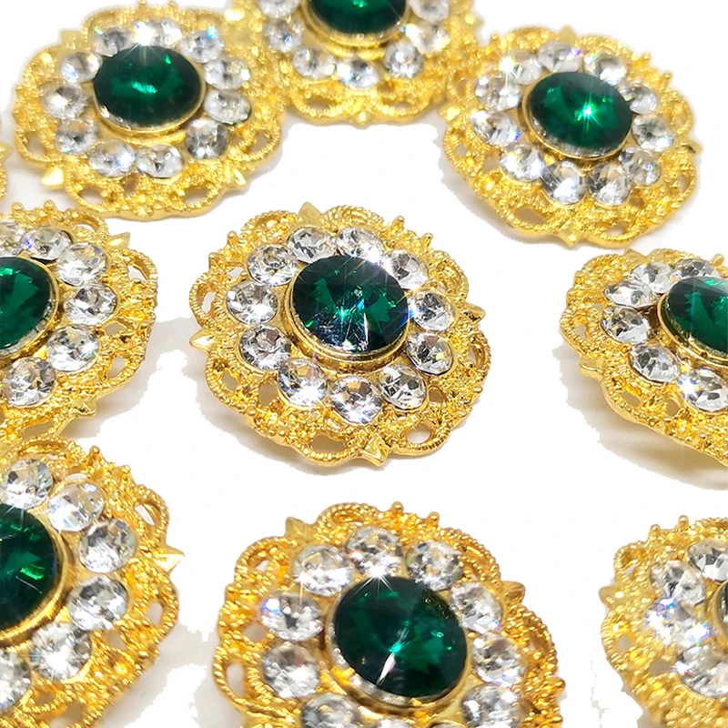 10Pcs Luxury Gold Metal with Green Rhinestone Big Buttons for Clothing DIY Needlework Button пуговицы глаза для рукоделия
10Pcs Luxury Gold Metal with Green Rhinestone Big Buttons for Clothing DIY Needlework Button пуговицы глаза для рукоделия