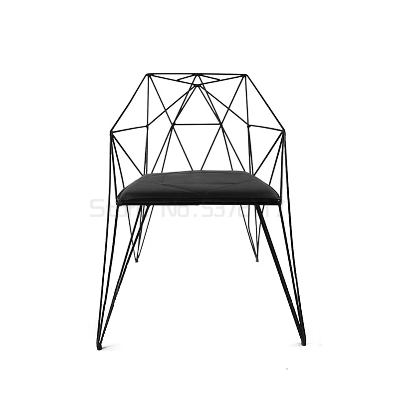Iron chair creative back geometric chair single metal cosmetic stool hollowed out Nordic dining chair
Iron chair creative back geometric chair single metal cosmetic stool hollowed out Nordic dining chair