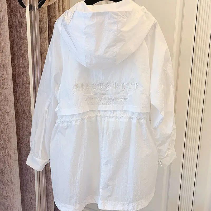 2021 New Heavy Industry Embroidered Letters ~ Loose Casual and Thin Mid-length Hooded Sunscreen Jacket Jacket Women
2021 New Heavy Industry Embroidered Letters ~ Loose Casual and Thin Mid-length Hooded Sunscreen Jacket Jacket Women