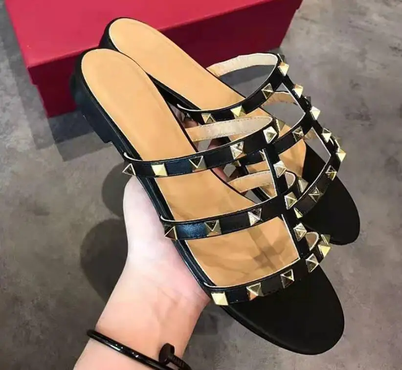 Luxury Brand Rivets Sandals Flat Slippers for Women 2021 Summer Shoes for Women Sandals Genuine Leather Slipper 43
Luxury Brand Rivets Sandals Flat Slippers for Women 2021 Summer Shoes for Women Sandals Genuine Leather Slipper 43