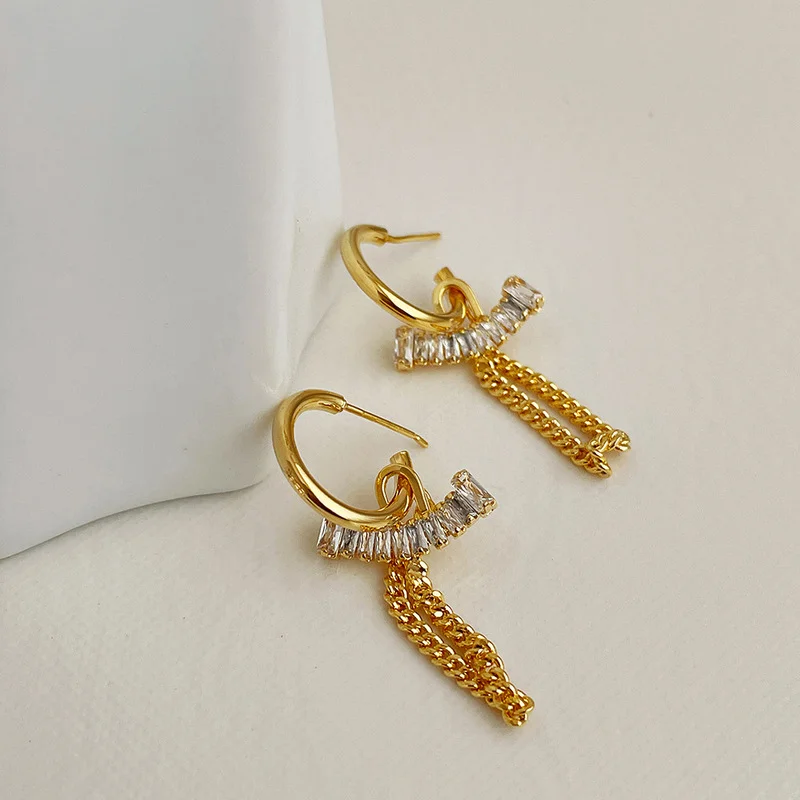 ALLNEWME Delicate Shiny Zirconia Geometric Pendant Earrings Fdor Women Gold Color Alloy Long Chain Tassel Earring Accessories
ALLNEWME Delicate Shiny Zirconia Geometric Pendant Earrings Fdor Women Gold Color Alloy Long Chain Tassel Earring Accessories