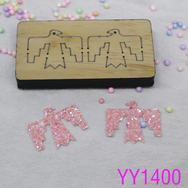 Wooden die-cutting die multiple earring die YY1400 compatible with most manual die-cutting 
Wooden die-cutting die multiple earring die YY1400 compatible with most manual die-cutting
