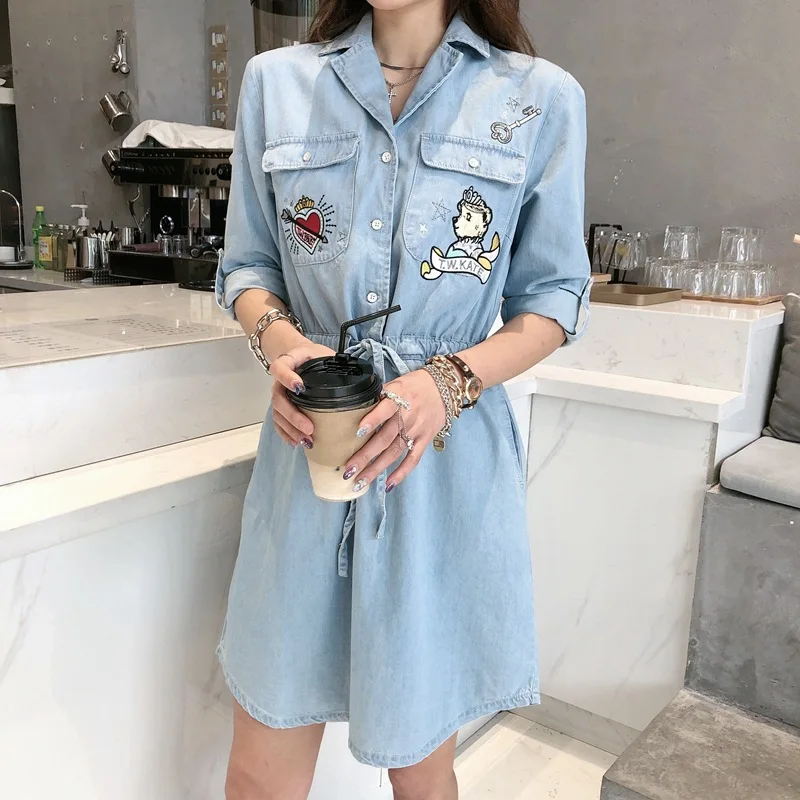 2020 summer new women's cartoon embroidery Lapel Casual Short Sleeve denim dress mt-ttoj206302i
2020 summer new women's cartoon embroidery Lapel Casual Short Sleeve denim dress mt-ttoj206302i