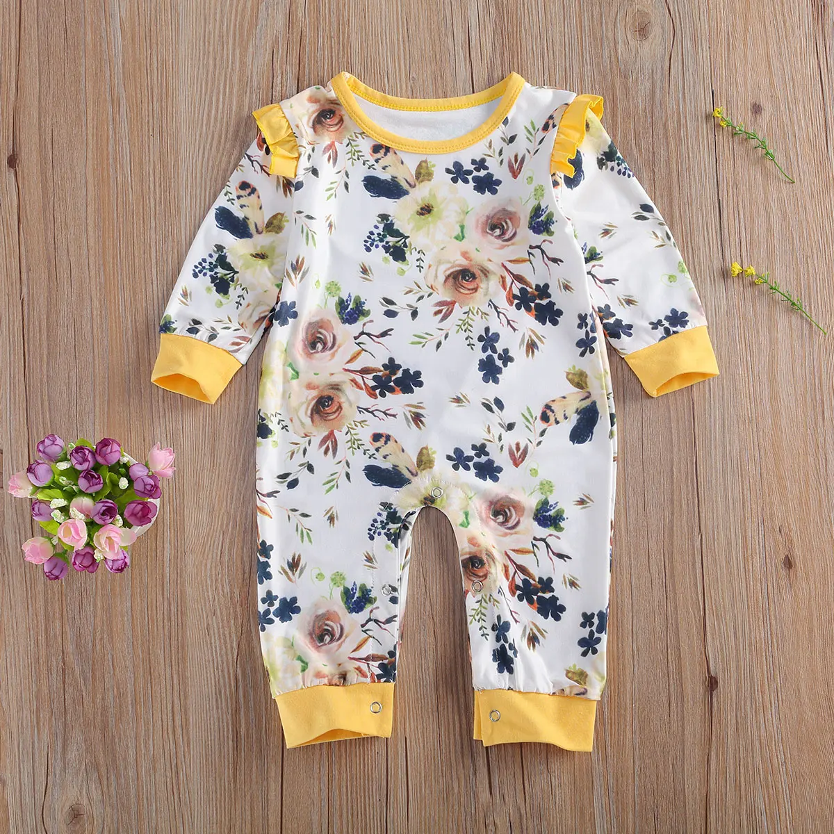 Newborn Baby Girl Long Sleeve Jumpsuit Cute Printed Warm Infant One-Piece Outfit Romper
Newborn Baby Girl Long Sleeve Jumpsuit Cute Printed Warm Infant One-Piece Outfit Romper