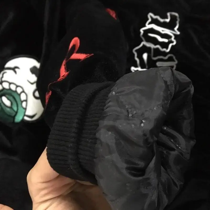 New Kpop Bangtan Boys Velvet Embroidery Padded Hoodie Coat Varsity Top Quality Black Jacket Outwear Winter Zipper Clothes
New Kpop Bangtan Boys Velvet Embroidery Padded Hoodie Coat Varsity Top Quality Black Jacket Outwear Winter Zipper Clothes