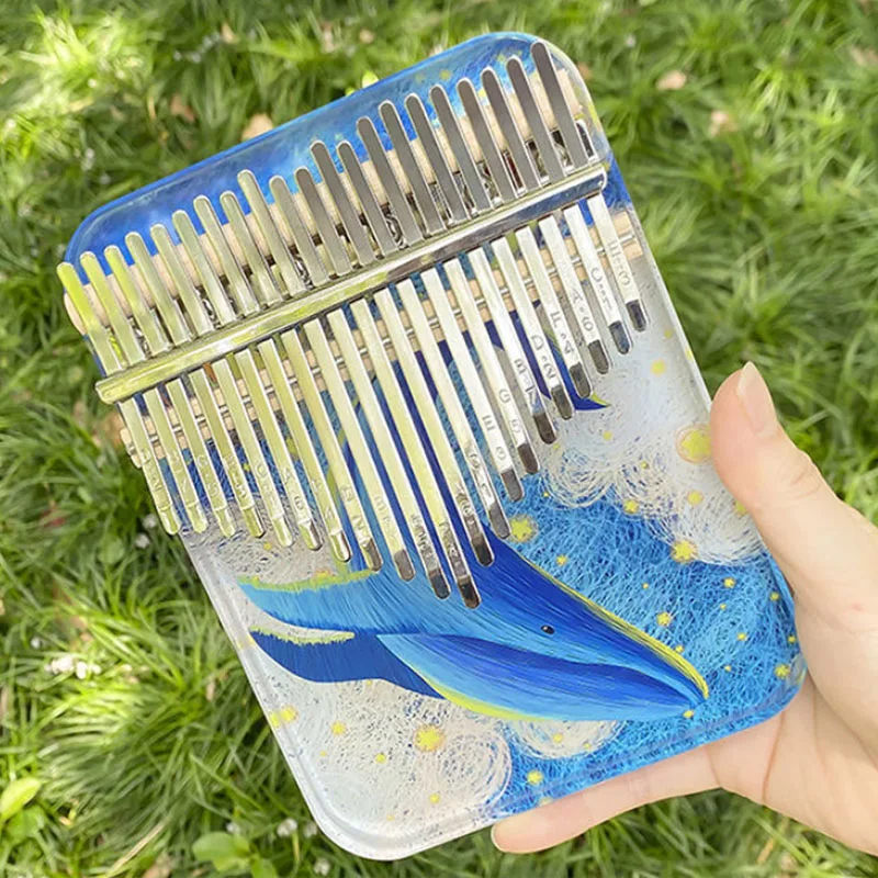 Пианино на палец большого пальца Kalimba с 17/21 клавишами и милым рисунком, портативный прозрачный Кристальный акриловый музыкальный инструмен...
Пианино на палец большого пальца Kalimba с 17/21 клавишами и милым рисунком, портативный прозрачный Кристальный акриловый музыкальный инструмен...