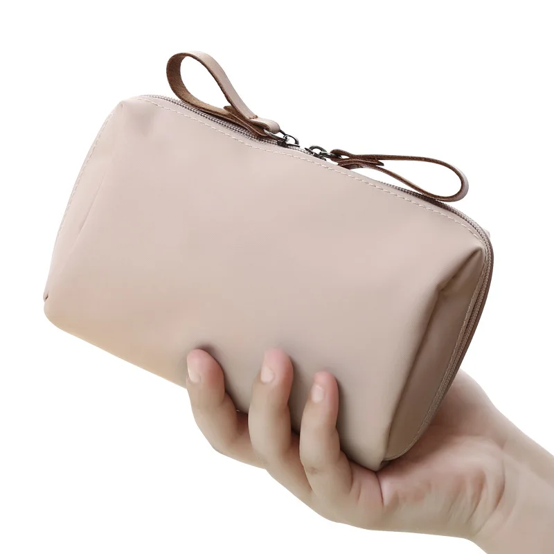 2021 New Women's Mini Cosmetic Bag for Girls Bags and Storage Cosmetics for Korea Cosmetics Set Lipstick Pack Makeup Artist Bag
2021 New Women's Mini Cosmetic Bag for Girls Bags and Storage Cosmetics for Korea Cosmetics Set Lipstick Pack Makeup Artist Bag
