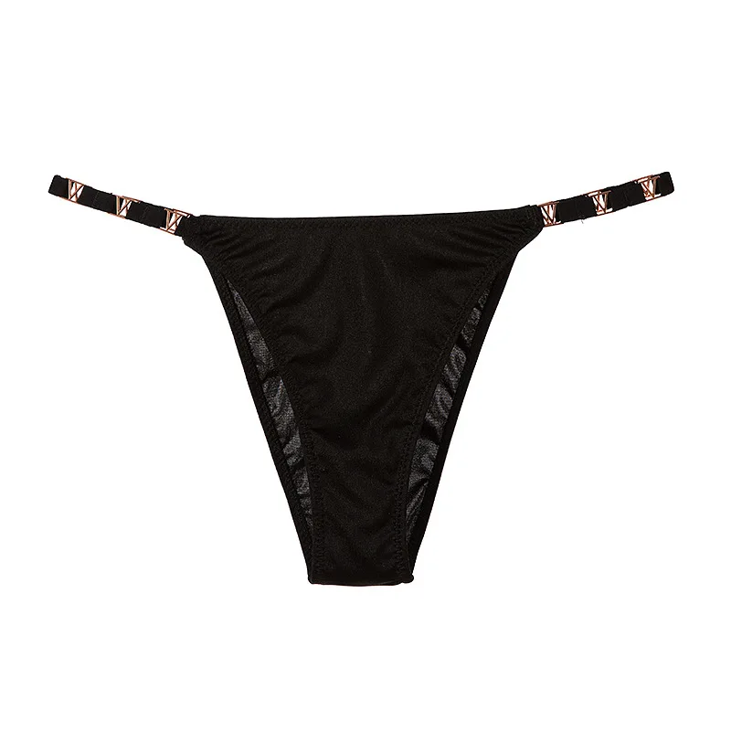 European and American Sexy V-shaped Metal Ice Silk Panties Butt-up Low-waist High-fork Thong Half-covered Buttocks Women Panties
European and American Sexy V-shaped Metal Ice Silk Panties Butt-up Low-waist High-fork Thong Half-covered Buttocks Women Panties