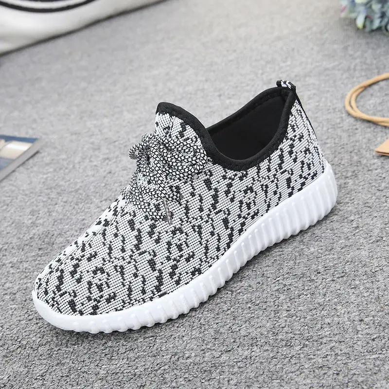 Women's Shoes Spring and Summer New Walking White Versatile Women's Shoes Sports Casual Flat Fashion sneakers Non-Slip Mom Shoes
Women's Shoes Spring and Summer New Walking White Versatile Women's Shoes Sports Casual Flat Fashion sneakers Non-Slip Mom Shoes