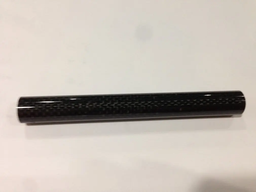 Carbon fiber tube 20*18mm*330mm/16*14mm*400mm/10*8*280mm/16*14*14mm
Carbon fiber tube 20*18mm*330mm/16*14mm*400mm/10*8*280mm/16*14*14mm