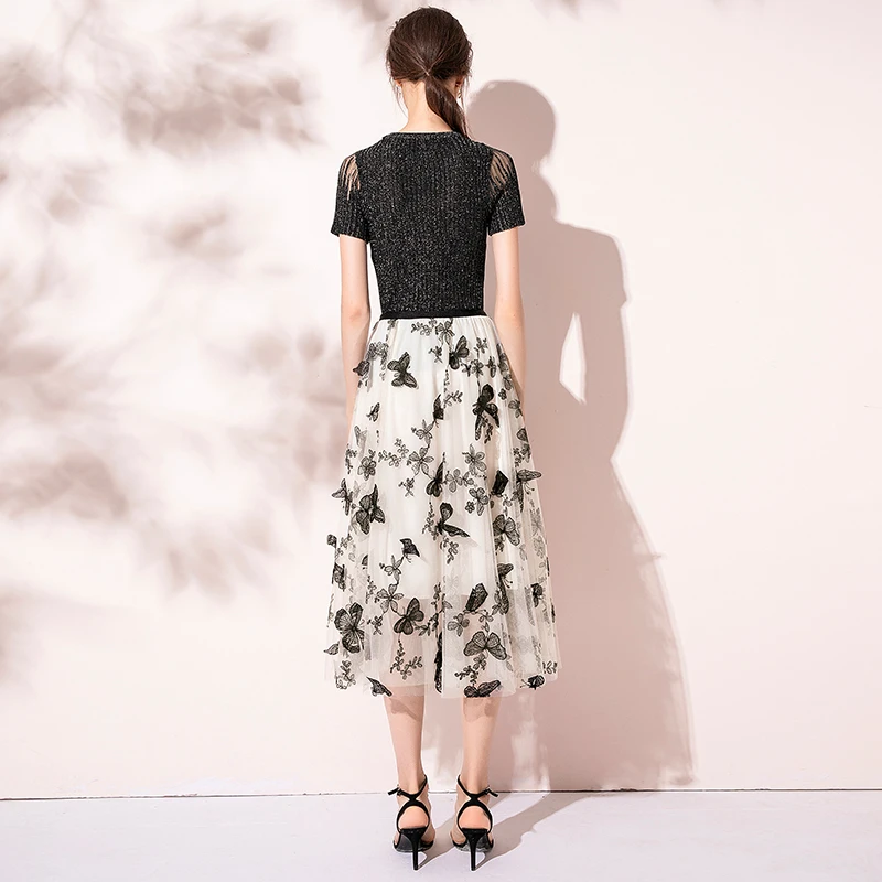 2021 new slim rhinestone bright silk sweater+three-dimensional butterfly embroidery elastic waist mesh skirt suit
2021 new slim rhinestone bright silk sweater+three-dimensional butterfly embroidery elastic waist mesh skirt suit