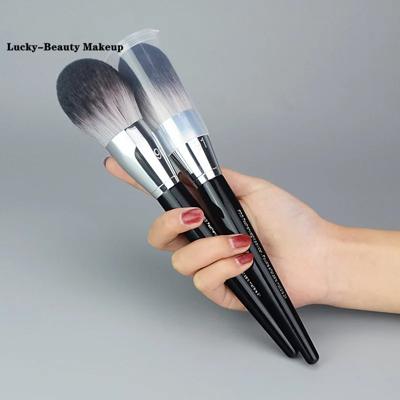 Lucky-Beauty 1 piece Big Powder Makeup brushes Blusher Highlighter Flame Featherweight Powder Make up brush Professional
Lucky-Beauty 1 piece Big Powder Makeup brushes Blusher Highlighter Flame Featherweight Powder Make up brush Professional