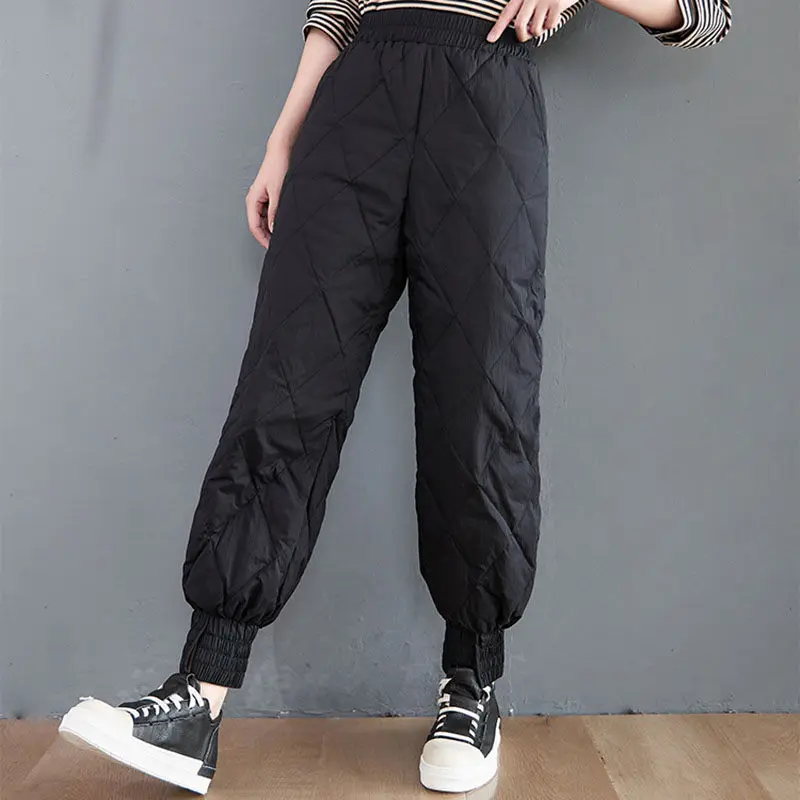 Fashion Big Size Plus Velvet Trousers Women Winter New Loose Casual Elastic Waist Black Diamond Plaid Cotton Pants e195
Fashion Big Size Plus Velvet Trousers Women Winter New Loose Casual Elastic Waist Black Diamond Plaid Cotton Pants e195