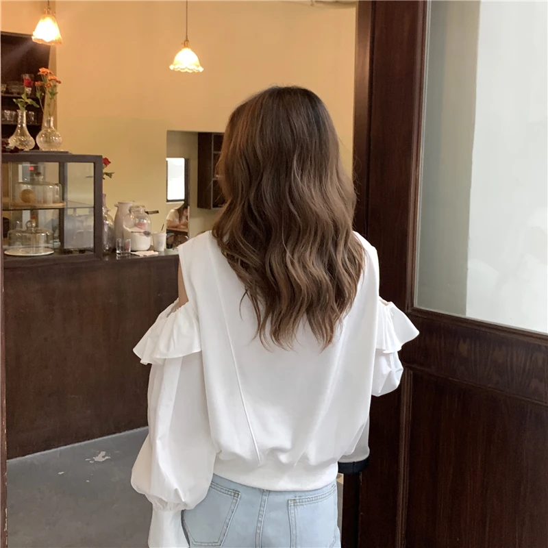 Autumn Preppy Style Loose Hollow Out Ruffles Sweatshirt Women Off Shoulder Oversize Korean Clothes Ladies Hoodies Fashion New 
Autumn Preppy Style Loose Hollow Out Ruffles Sweatshirt Women Off Shoulder Oversize Korean Clothes Ladies Hoodies Fashion New