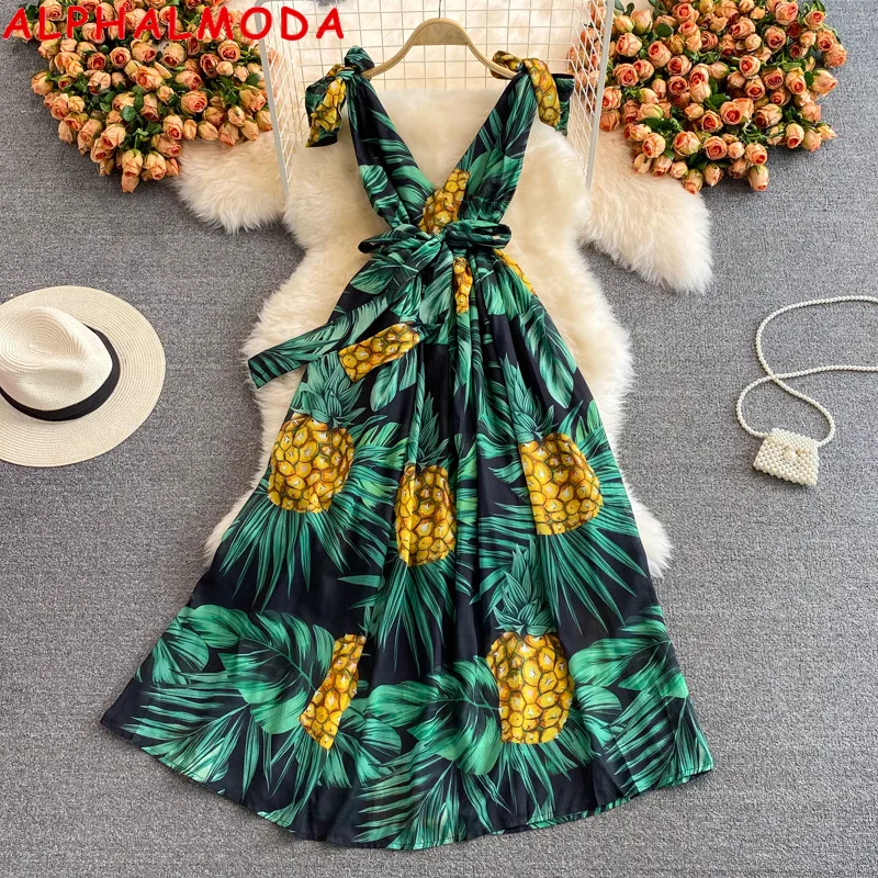 ALPHALMODA 2021 V-neck Sleeveless Print Big Swing Holiday Maxi Dress V-neck Self-binding Strap High Waist Beach Dress
ALPHALMODA 2021 V-neck Sleeveless Print Big Swing Holiday Maxi Dress V-neck Self-binding Strap High Waist Beach Dress