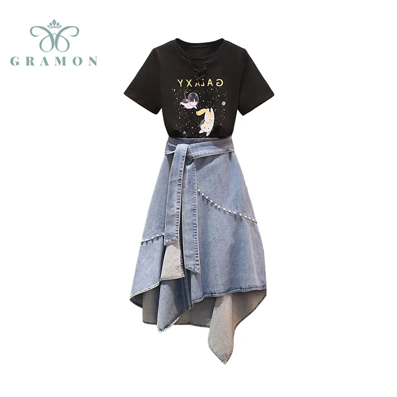 Summer Women 2 Piece Set Korean Fashion Plus Size Suit Cat Printed Short Sleeve T-shirt + Irregular Patchwork Denim Skirt Set
Summer Women 2 Piece Set Korean Fashion Plus Size Suit Cat Printed Short Sleeve T-shirt + Irregular Patchwork Denim Skirt Set