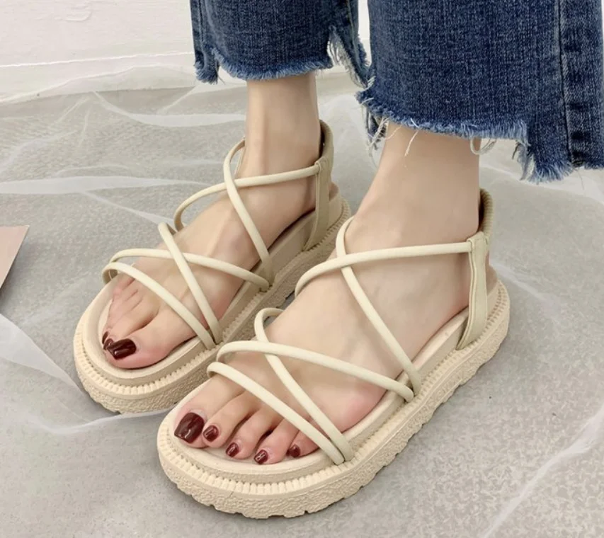 Women Sandals Shoes New Beach Ladies Shoes Women Summer shoes Woman Flip Flops Fashion Breathable flat sandals
Women Sandals Shoes New Beach Ladies Shoes Women Summer shoes Woman Flip Flops Fashion Breathable flat sandals